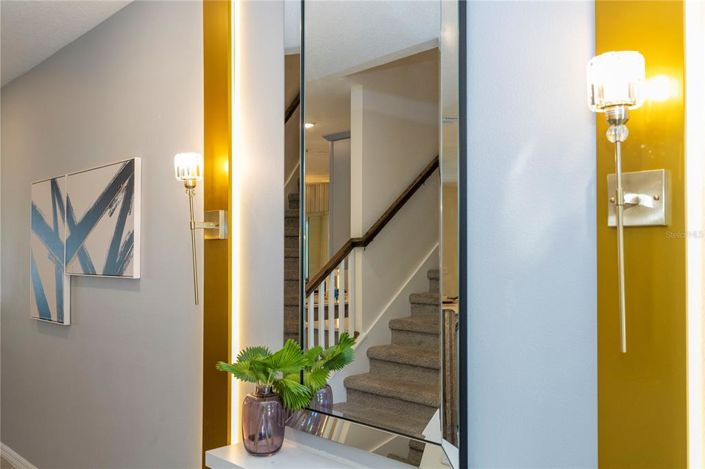 Image No.54-5 Bed Townhouse for sale