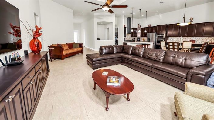 Image No.14-Propriété de 4 chambres à vendre à Orlando