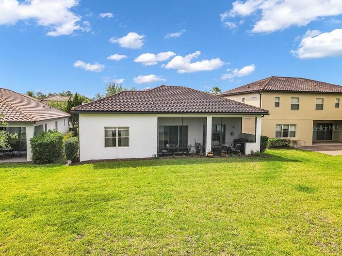 Image No.5-Propriété de 4 chambres à vendre à Orlando