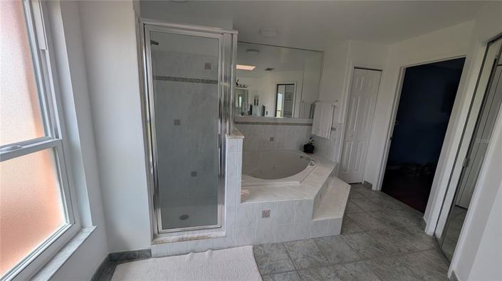 Image No.17-3 Bed Property for sale