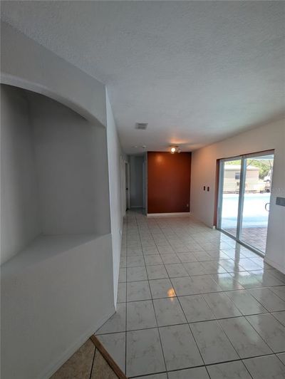 Image No.35-3 Bed Property for sale