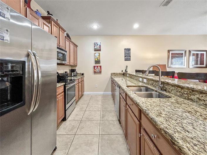 Image No.4-4 Bed Townhouse for sale