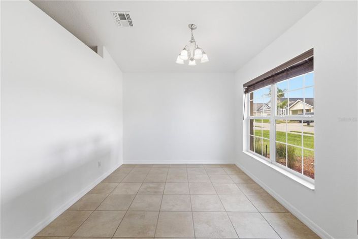 Image No.3-3 Bed Property for sale