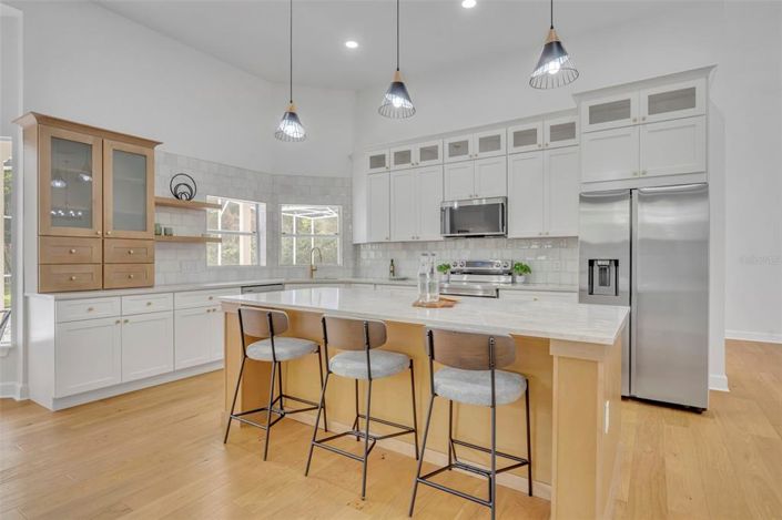 Image No.16-4 Bed Property for sale