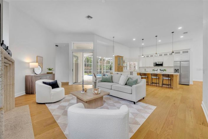 Image No.18-4 Bed Property for sale