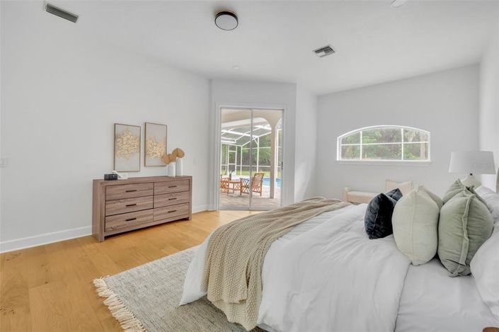 Image No.25-4 Bed Property for sale