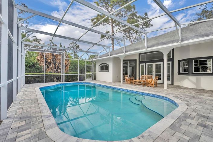 Image No.43-4 Bed Property for sale