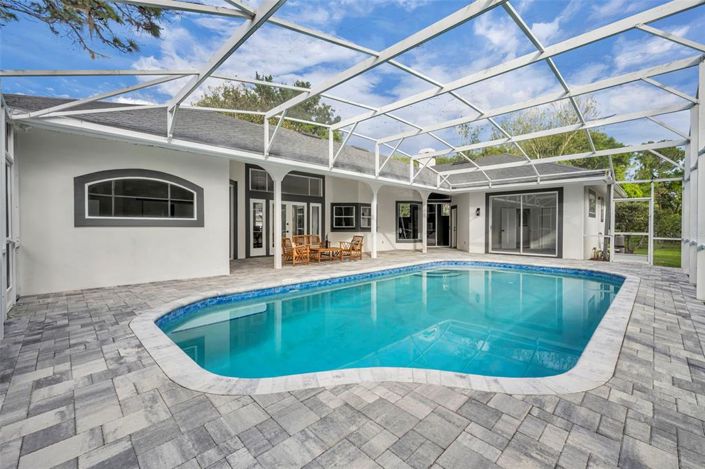 Image No.44-4 Bed Property for sale