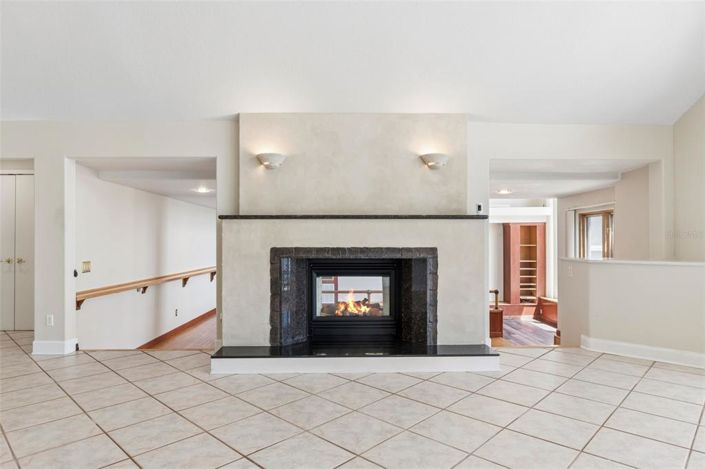 Image No.14-5 Bed Property for sale