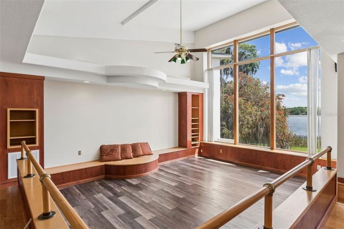 Image No.16-5 Bed Property for sale