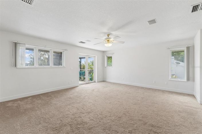 Image No.35-5 Bed Property for sale