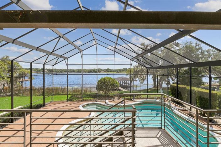 Image No.5-5 Bed Property for sale