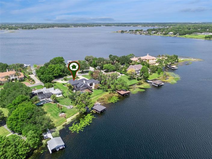 Image No.56-5 Bed Property for sale