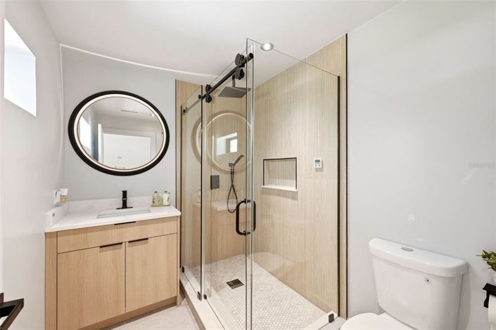 Image No.36-3 Bed Property for sale