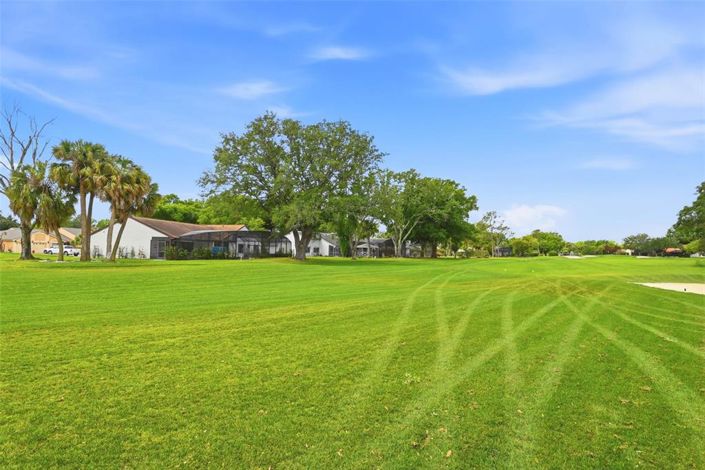 Image No.50-3 Bed Property for sale