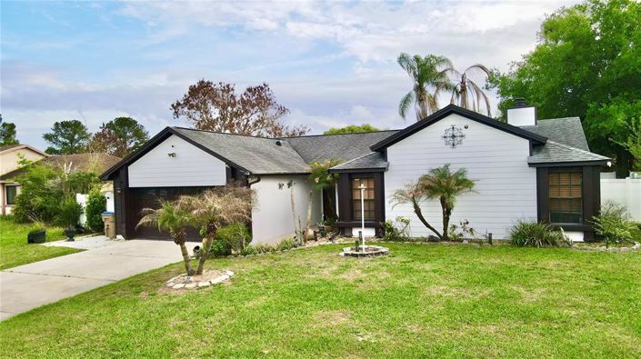 Image No.2-4 Bed Property for sale