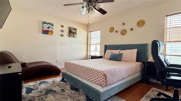 Image No.29-4 Bed Property for sale