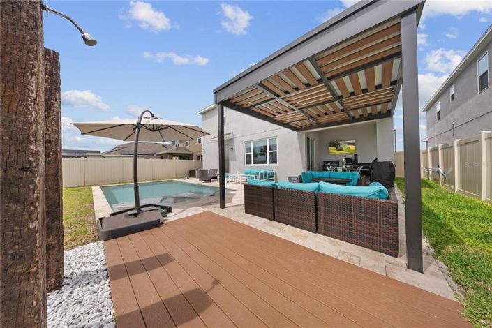 Image No.10-5 Bed Property for sale