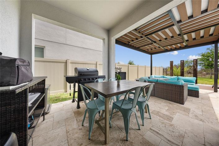 Image No.15-5 Bed Property for sale