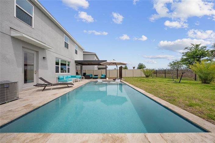 Image No.3-5 Bed Property for sale