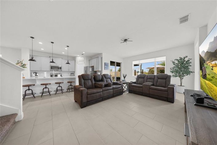 Image No.30-5 Bed Property for sale