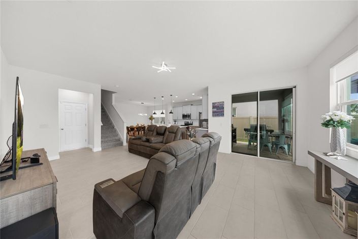 Image No.31-5 Bed Property for sale