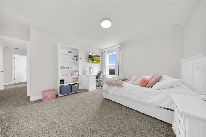 Image No.53-5 Bed Property for sale