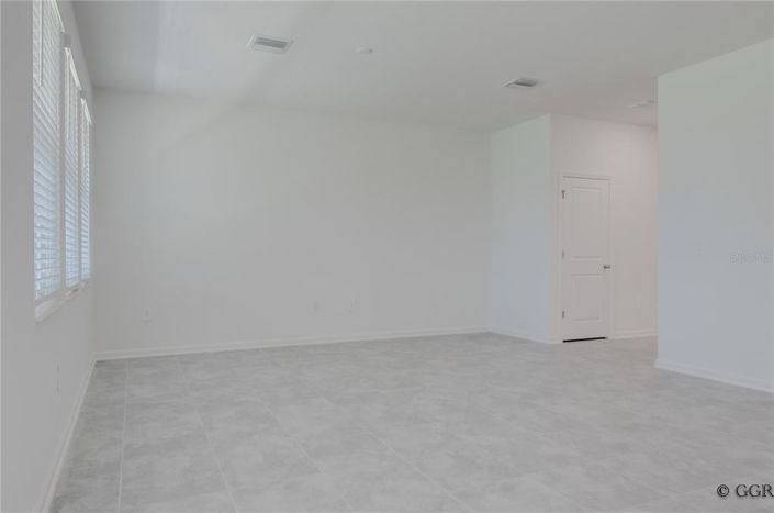 Image No.9-4 Bed Property for sale