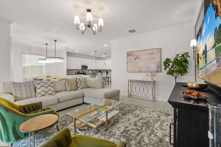 Image No.13-6 Bed Property for sale