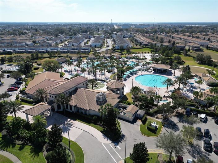 Image No.52-6 Bed Property for sale