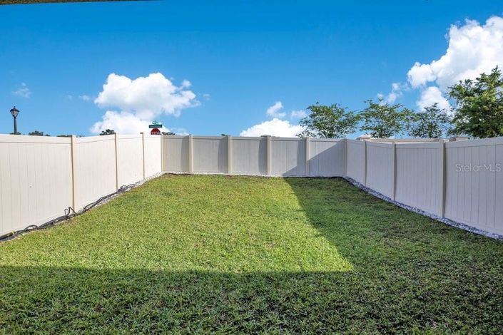 Image No.23-3 Bed Townhouse for sale