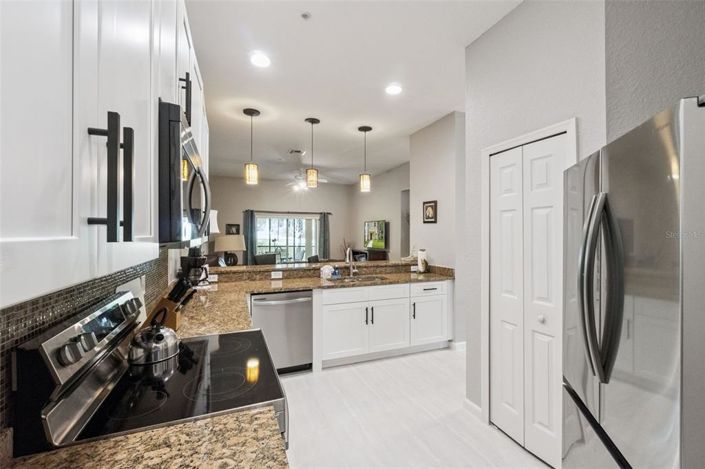 Image No.7-2 Bed Property for sale