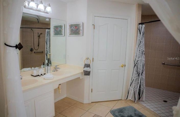 Image No.50-Propriété de 4 chambres à vendre à Davenport