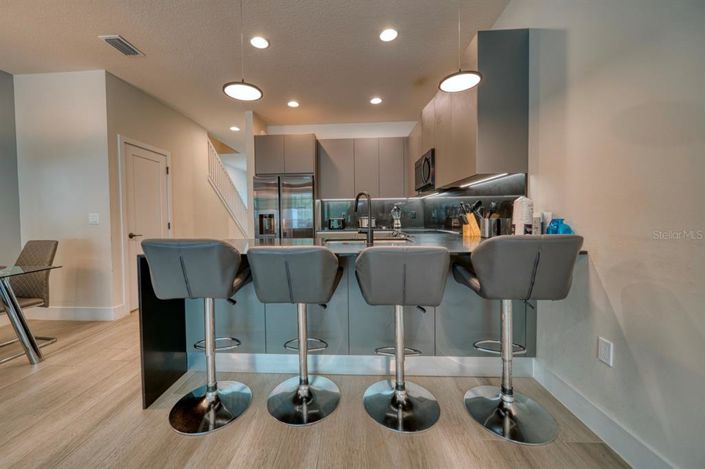 Image No.19-3 Bed Townhouse for sale