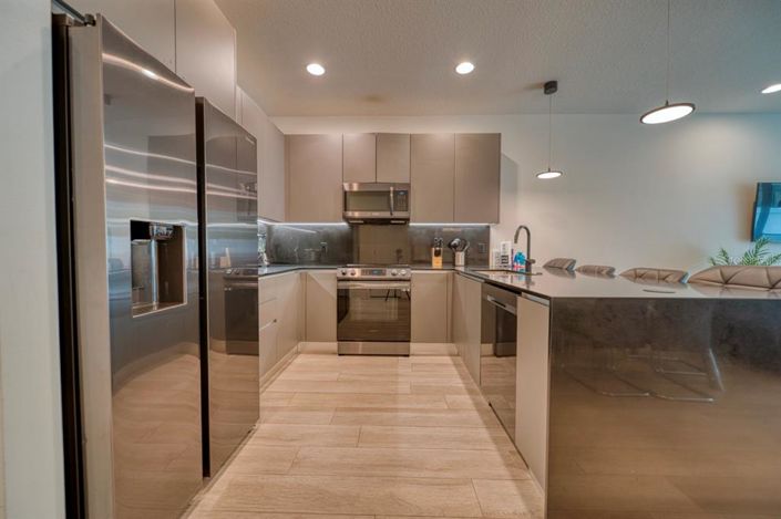 Image No.20-3 Bed Townhouse for sale