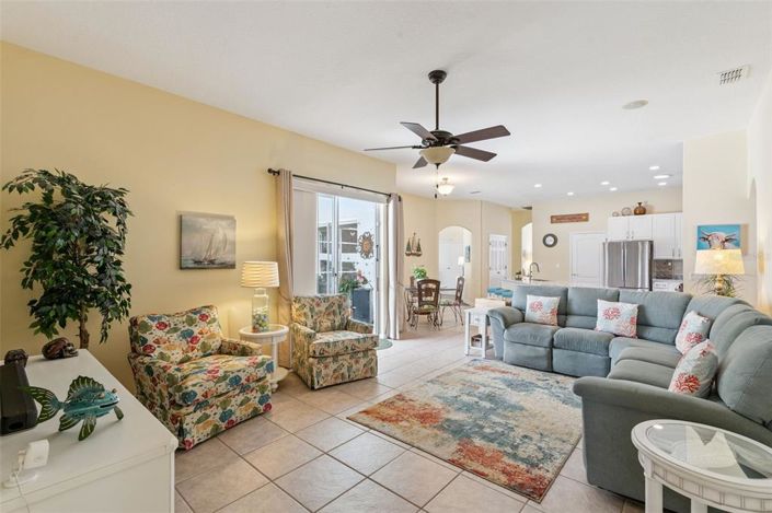 Image No.25-5 Bed Property for sale