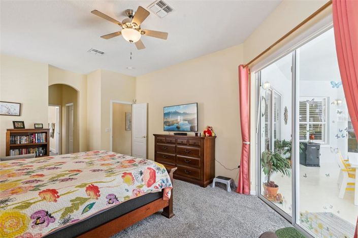 Image No.31-5 Bed Property for sale