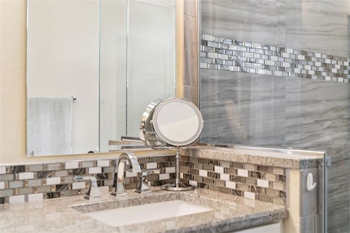 Image No.34-5 Bed Property for sale