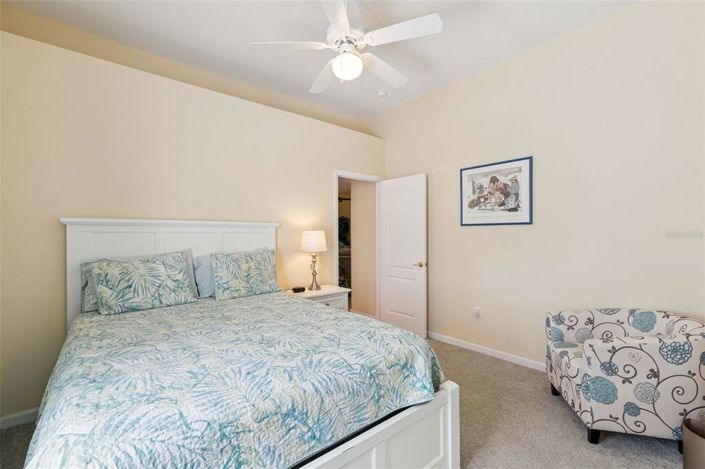 Image No.37-5 Bed Property for sale