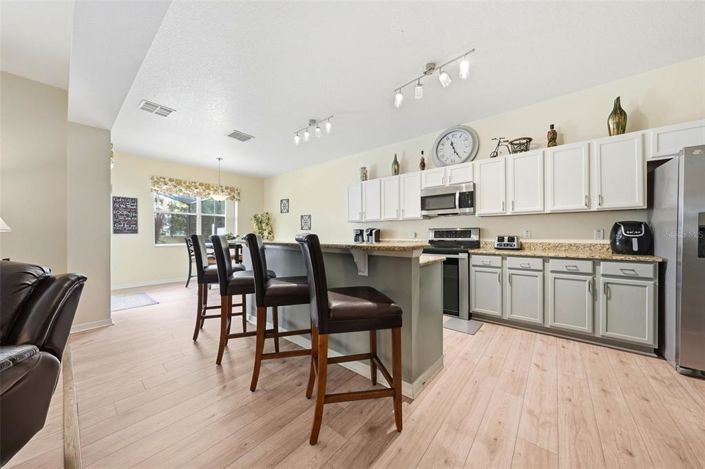 Image No.15-5 Bed Property for sale