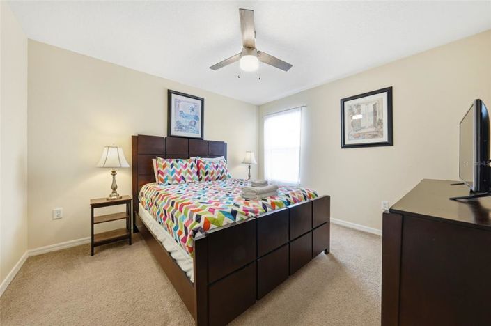 Image No.37-5 Bed Property for sale