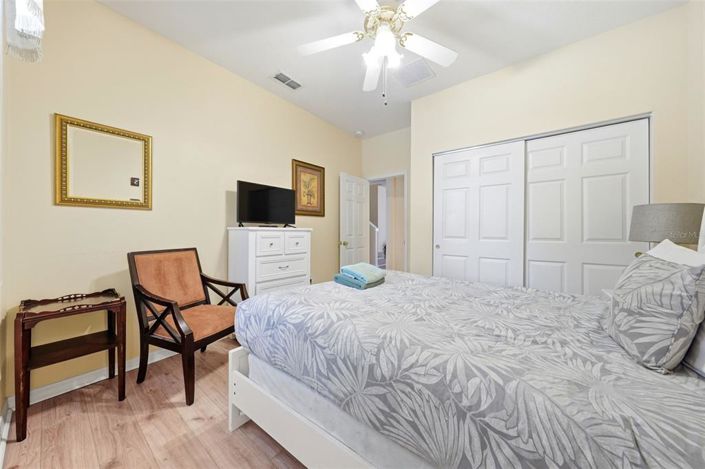 Image No.38-5 Bed Property for sale