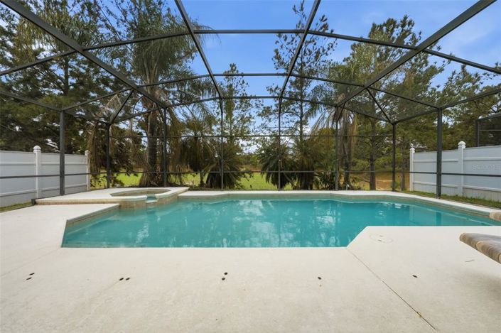 Image No.6-5 Bed Property for sale