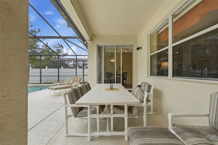 Image No.9-5 Bed Property for sale