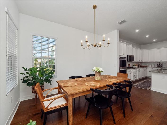 Image No.10-4 Bed Property for sale