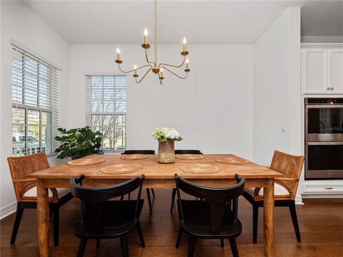 Image No.11-4 Bed Property for sale