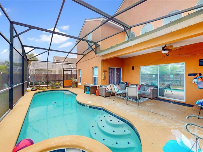 Image No.32-6 Bed Property for sale