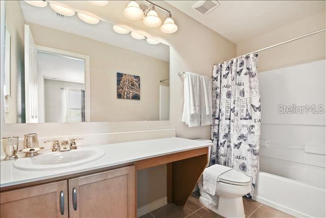 Image No.18-4 Bed Townhouse for sale