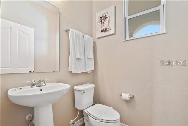 Image No.20-4 Bed Townhouse for sale