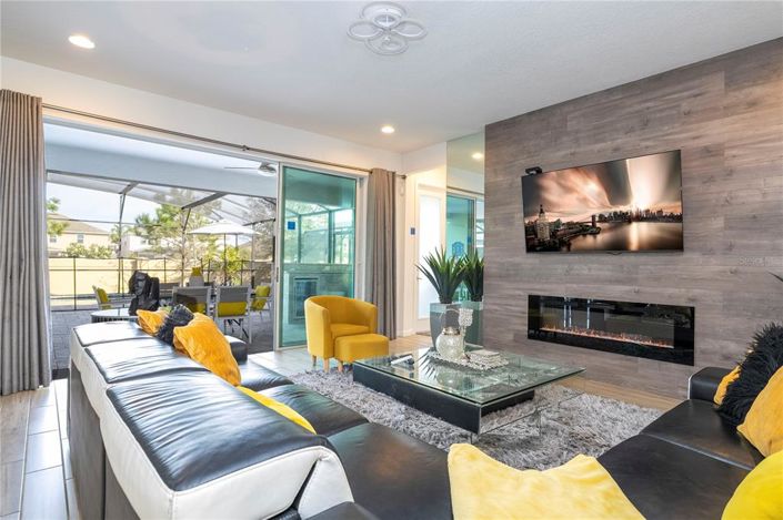 Image No.26-6 Bed Property for sale